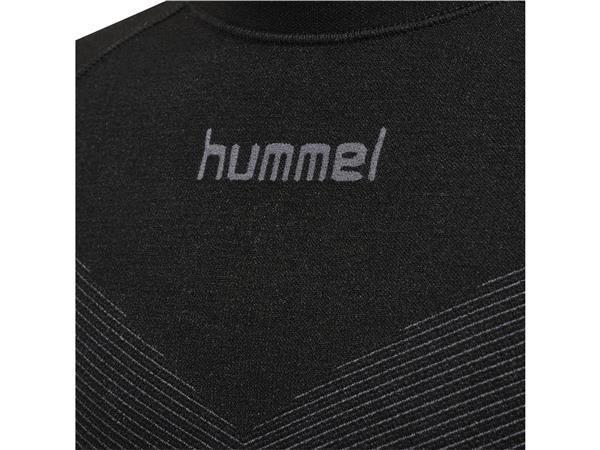 Hummel  HUMMEL FIRST SEAMLESS JERSEY S/S KIDS Schwarz Größe 40-52