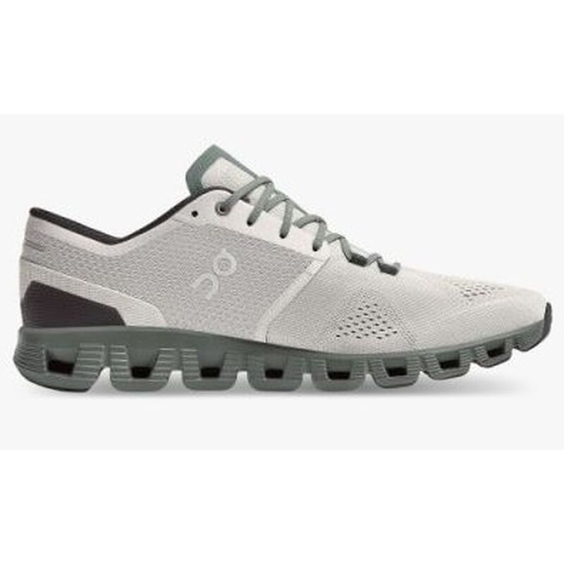 On Running Cloud X Laufschuhe Herren Größe 47,5